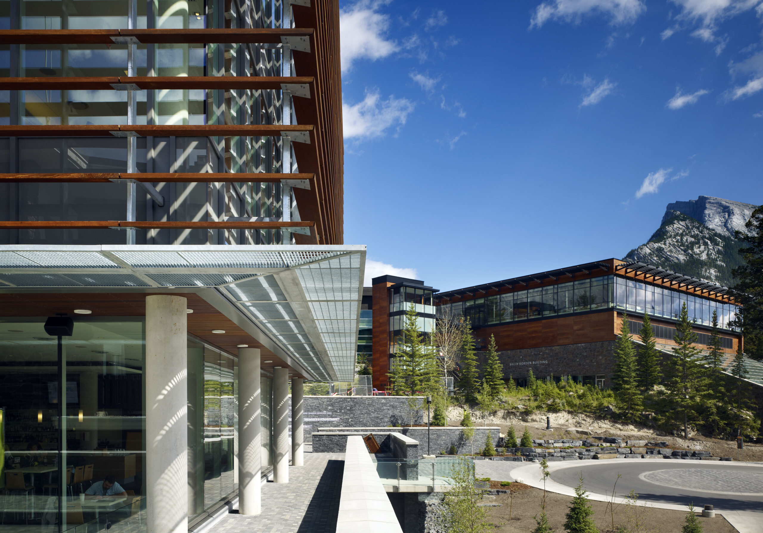 E7 Building